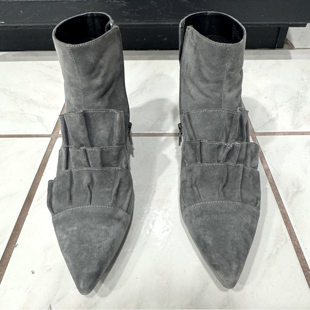 AEROSOLES Gray Ankle Booties with Kitten Heels